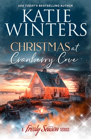 Christmas at Cranberry Cove by Katie Winters