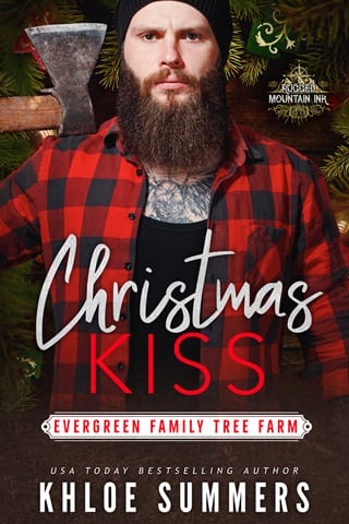 Christmas Kiss by Khloe Summers