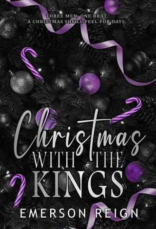 Christmas With The Kings by Emerson Reign