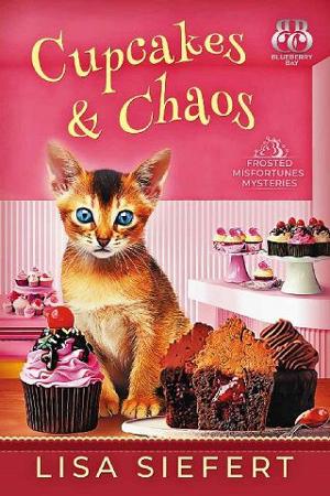 Cupcakes & Chaos by Lisa Siefert