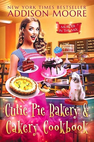 Cutie Pie Bakery and Cakery Cookbook by Addison Moore