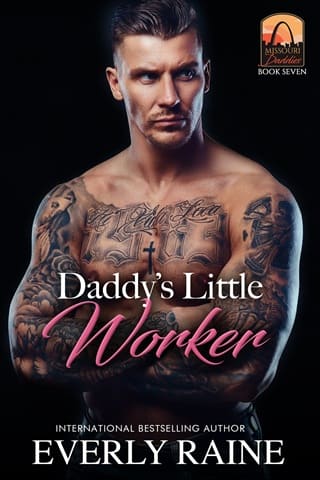 Daddy’s Little Worker by Everly Raine
