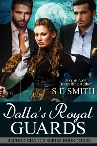 Dalla’s Royal Guards by S.E. Smith