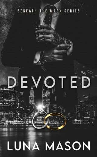 Devoted by Luna Mason online free at Epub