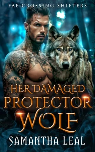 Her Damaged Protector Wolf by Samantha Leal