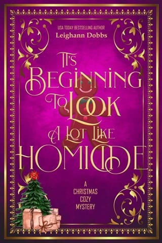 It’s Beginning To Look A Lot Like Homicide by Leighann Dobbs