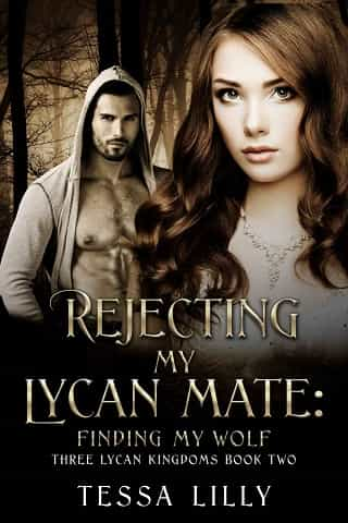 Rejecting My Lycan Mate: Finding My Wolf by Tessa Lilly