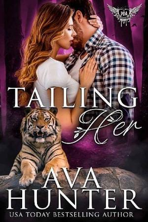 Tailing Her by Ava Hunter