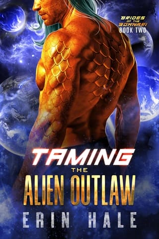 Taming the Alien Outlaw by Erin Hale