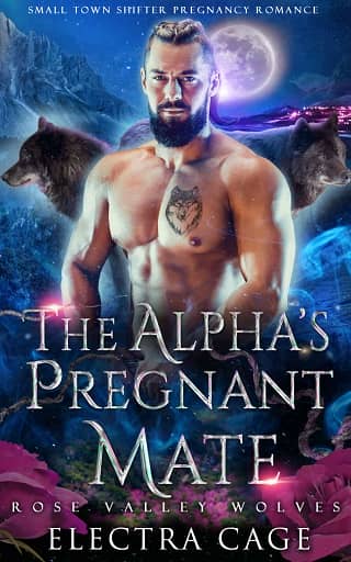 The Alpha’s Pregnant Mate by Electra Cage