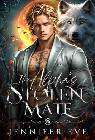 The Alpha’s Stolen Mate by Jennifer Eve