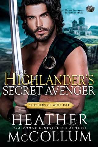 The Highlander’s Secret Avenger by Heather McCollum
