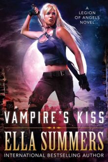 Vampire’s Kiss by Ella Summers
