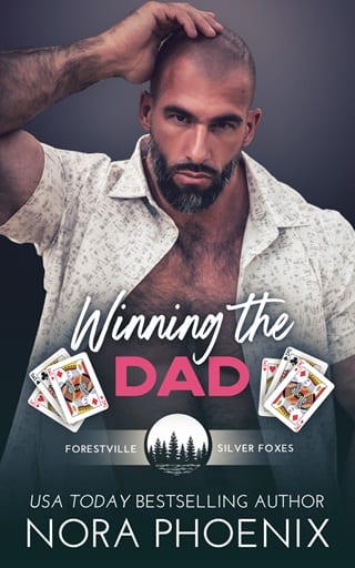 Winning the Dad by Nora Phoenix